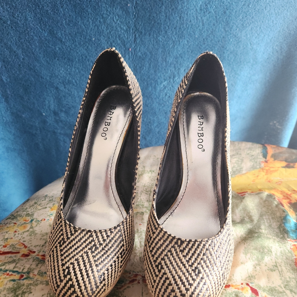 Bamboo Black and White Women's Heels